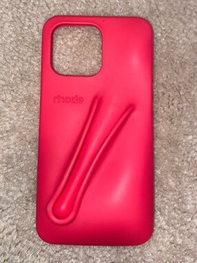 Rhode Pink Silicone Iphone 15 pro max Phone Case